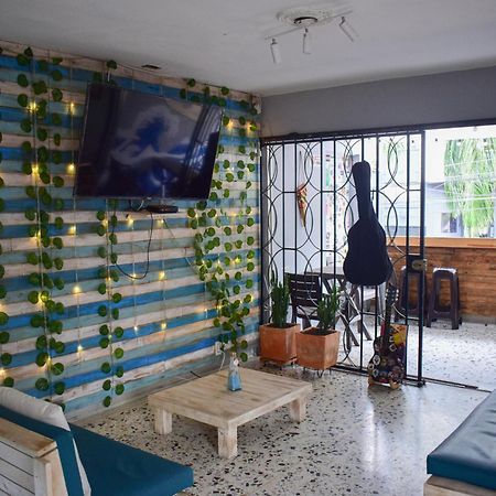 Key West Hostel Medellín Buitenkant foto