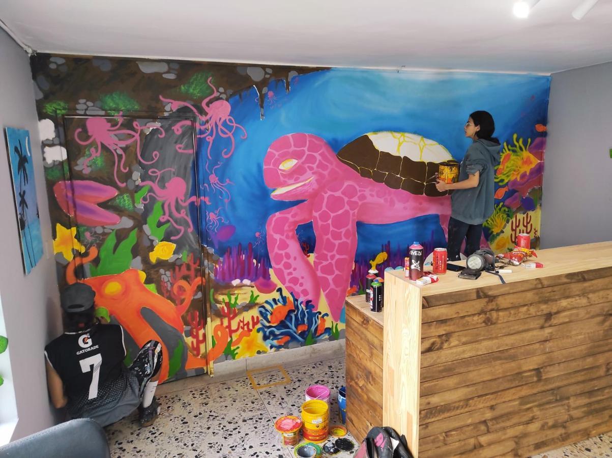 Key West Hostel Medellín Buitenkant foto