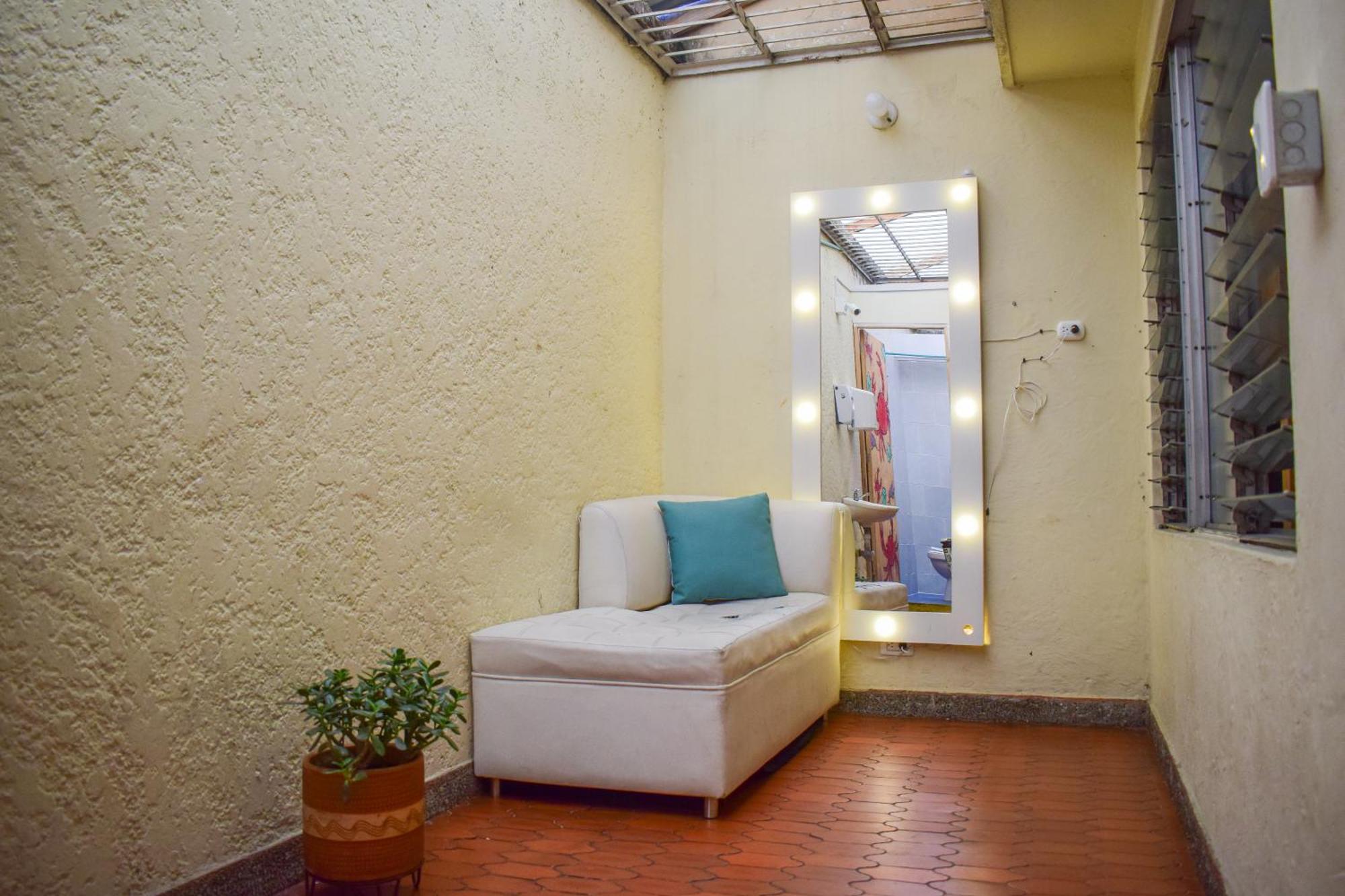 Key West Hostel Medellín Buitenkant foto