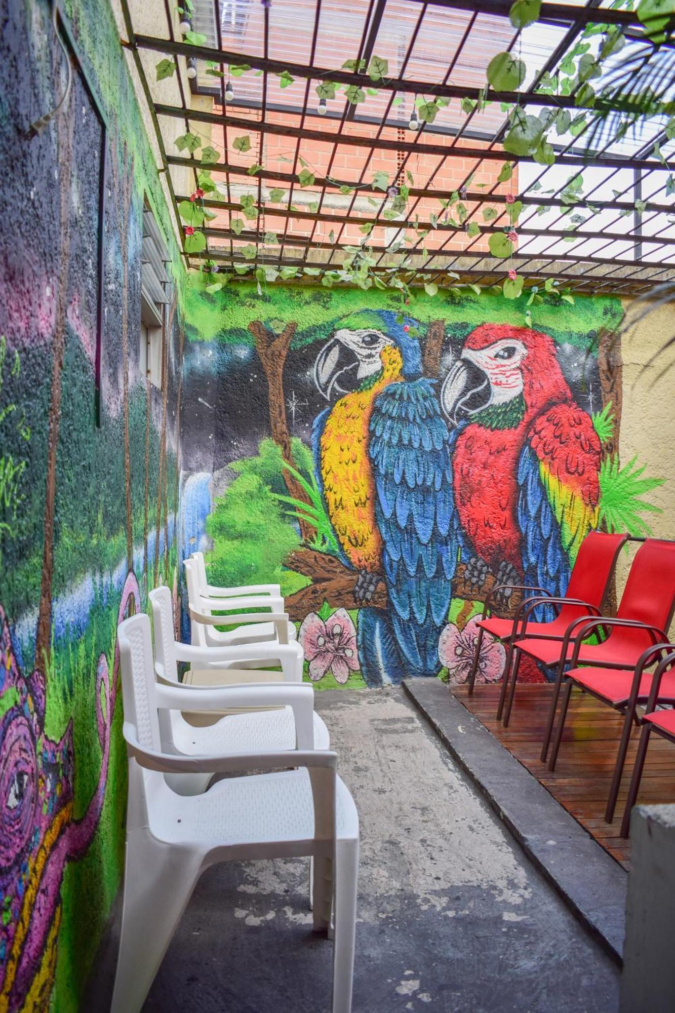 Key West Hostel Medellín Buitenkant foto